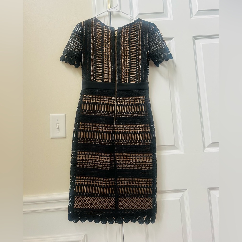 Stunning like new Gabby Skye black size 2 dress - Picture 6 of 8